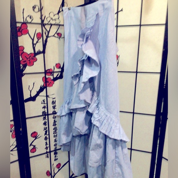 Double ruffle, hi-lo skirt with side zipper. New in original packaging  blue - Picture 3 of 5